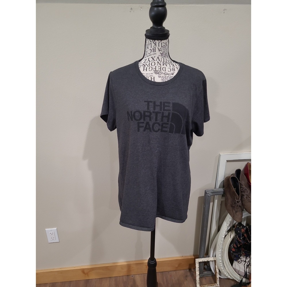The North Face Women's XL charcole gray tee casual comfort outdoors cotton sport
